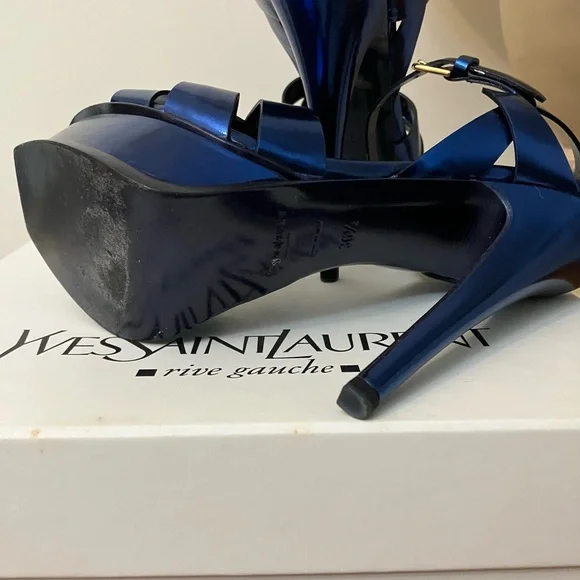 Yves Saint Laurent Tribute Midnight Blue Patent Leather Sandal 36.5 $ 1075.00 - Picture 6 of 10